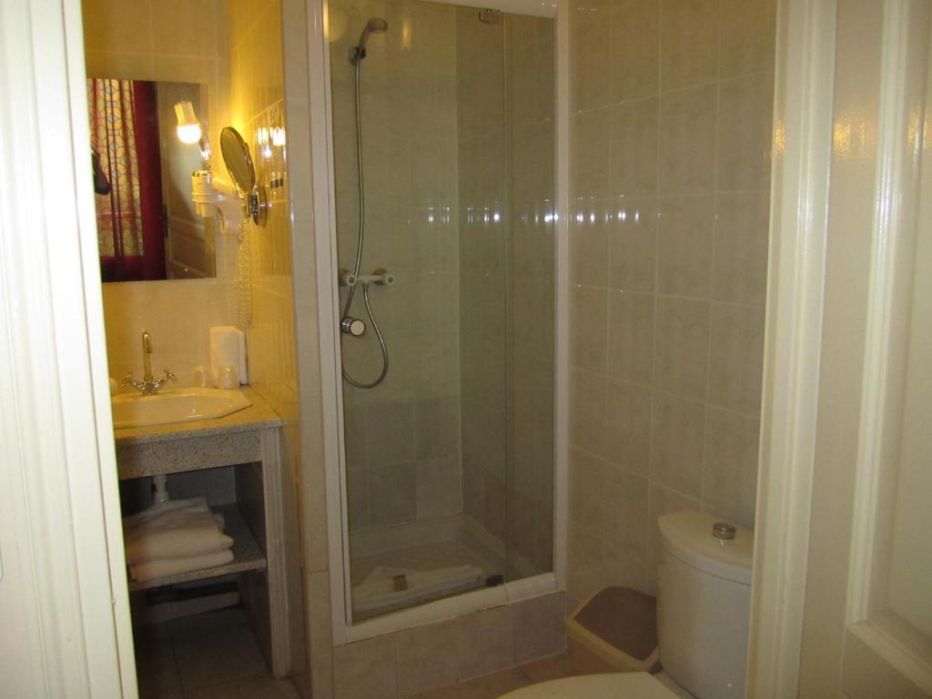 Hotel Arlequin Troyes Quarto foto
